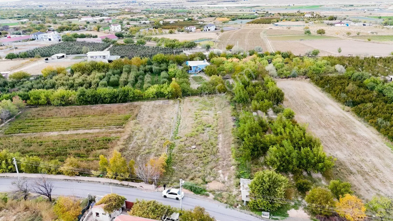 Sazlıca Yukarı Mahallede Doğalgaz Başında 600 M2 Satılık Arsa — fotoğraf 3