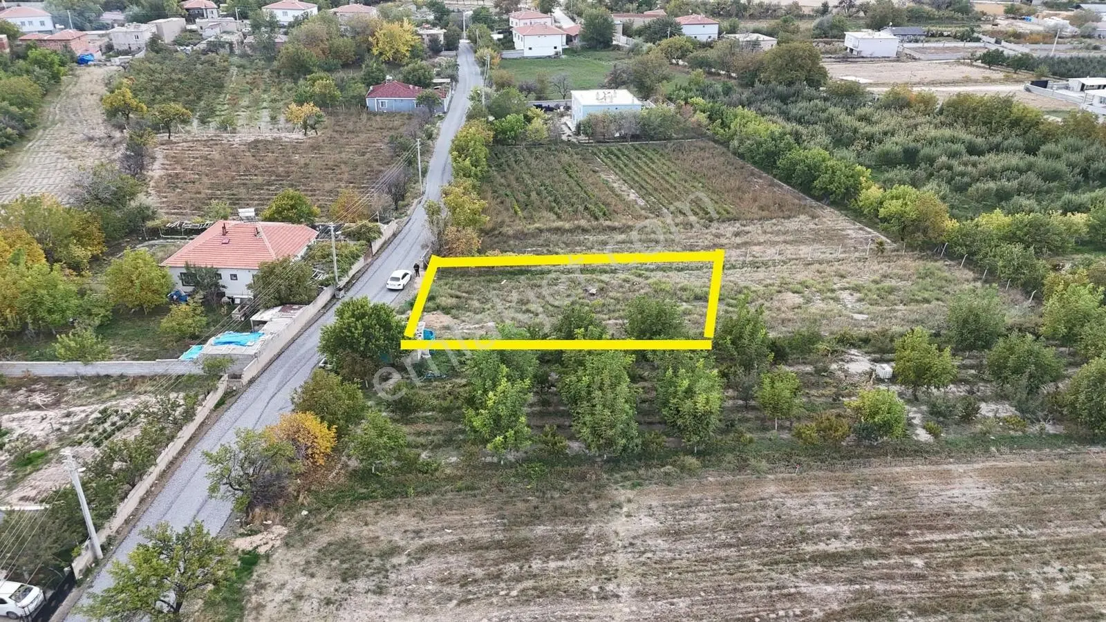 Sazlıca Yukarı Mahallede Doğalgaz Başında 600 M2 Satılık Arsa — fotoğraf 7