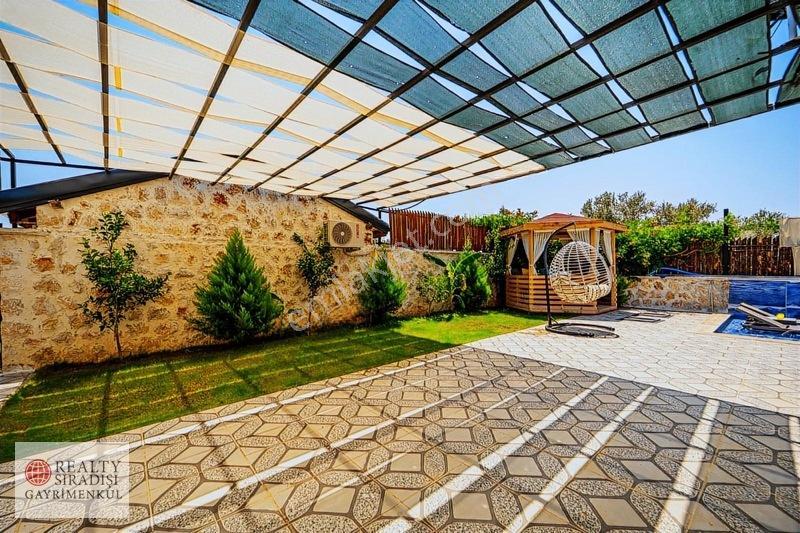 Kaş'ta 1660 M2 İçinde , Elektriğini Kendi Üreten Satılık Vılla — fotoğraf 8