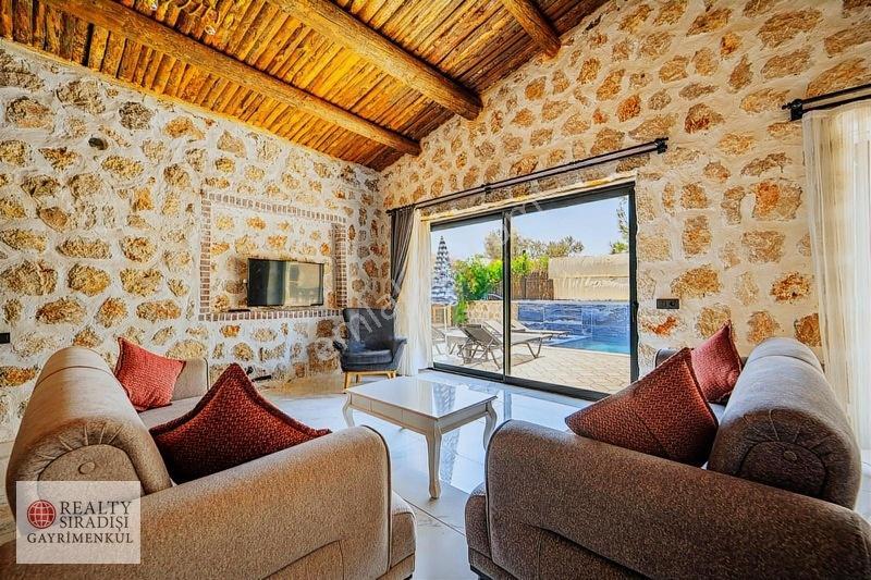 Kaş'ta 1660 M2 İçinde , Elektriğini Kendi Üreten Satılık Vılla — fotoğraf 12
