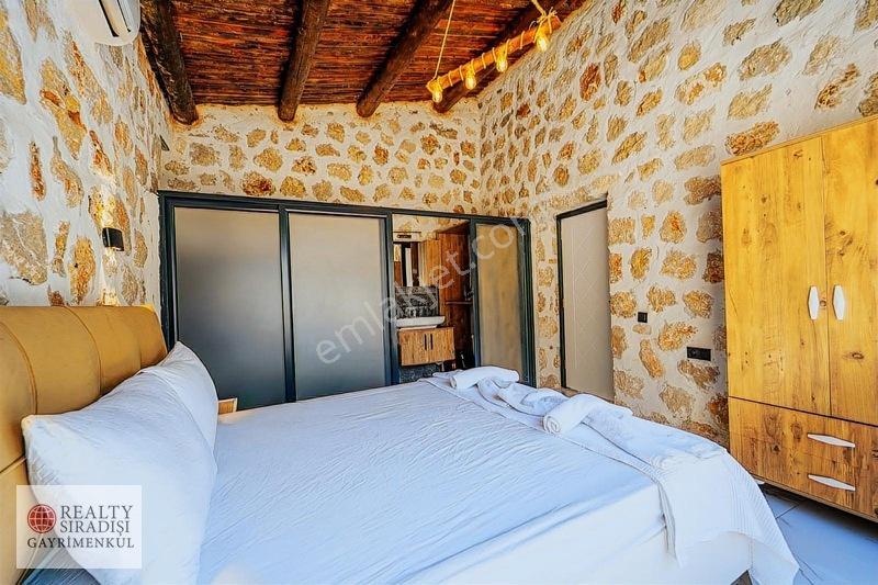 Kaş'ta 1660 M2 İçinde , Elektriğini Kendi Üreten Satılık Vılla — fotoğraf 17