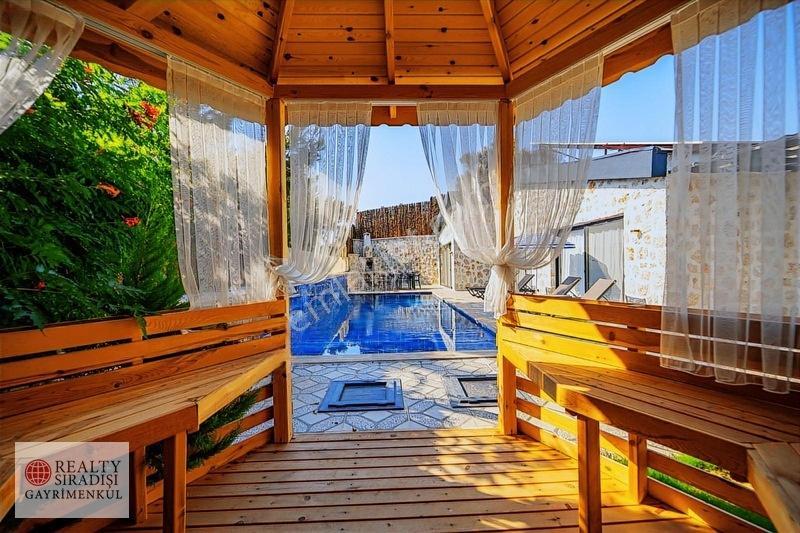 Kaş'ta 1660 M2 İçinde , Elektriğini Kendi Üreten Satılık Vılla — fotoğraf 35
