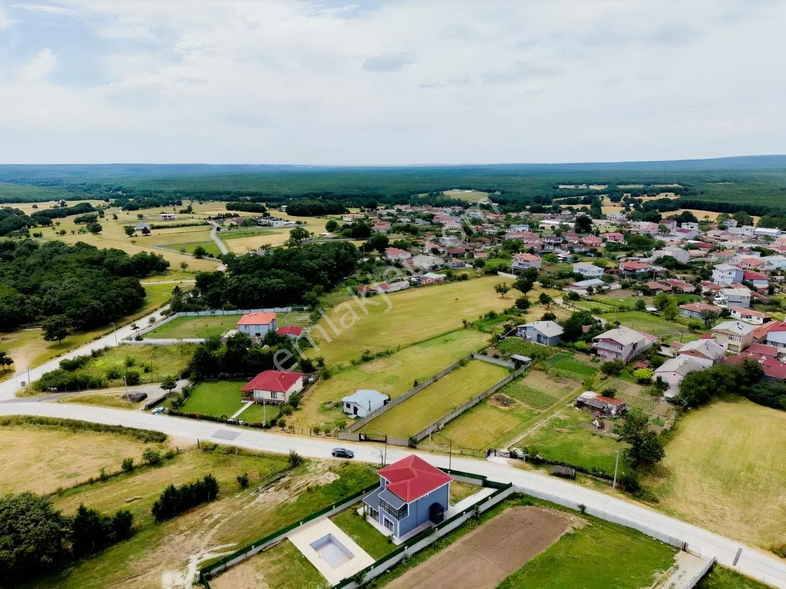 Merkezi Konumlu Ana Yola Cepheli Fırsat Arsa — fotoğraf 10