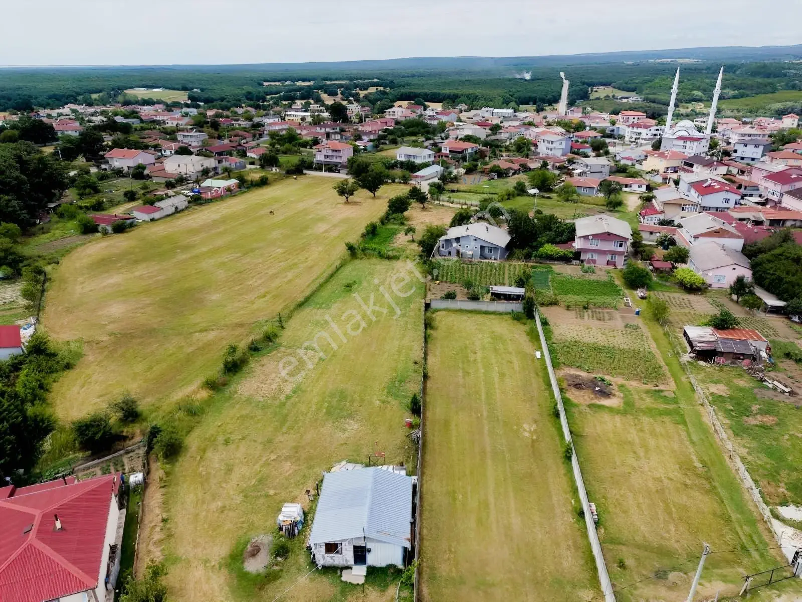 Merkezi Konumlu Ana Yola Cepheli Fırsat Arsa — fotoğraf 11
