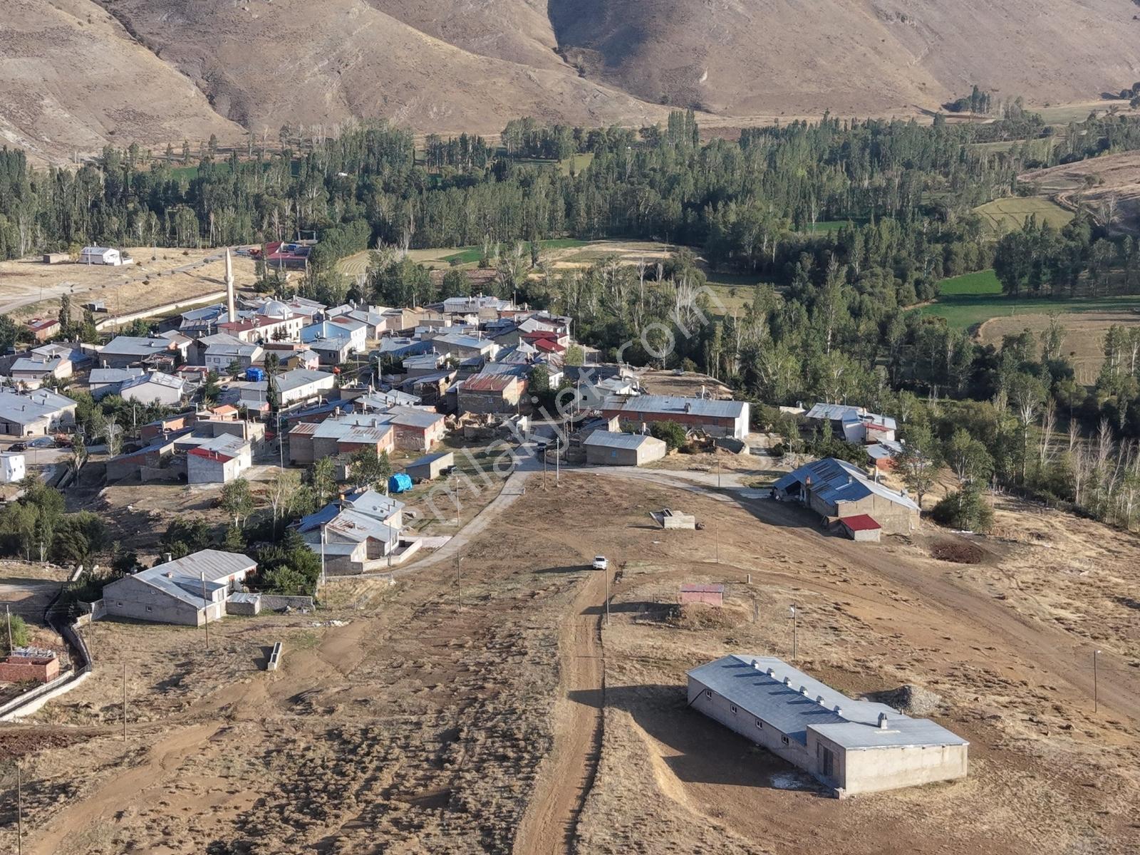 Yatırıma Uygun Bayburt Aydıntepe Erikdibi 712 M2 Müstakil Tapu