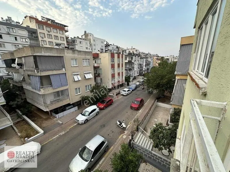 Dokuma Ulusta Satılık 3+1 Daire — fotoğraf 3