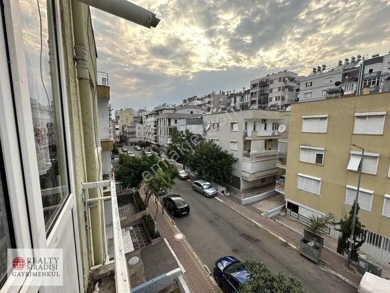 Dokuma Ulusta Satılık 3+1 Daire — fotoğraf 4