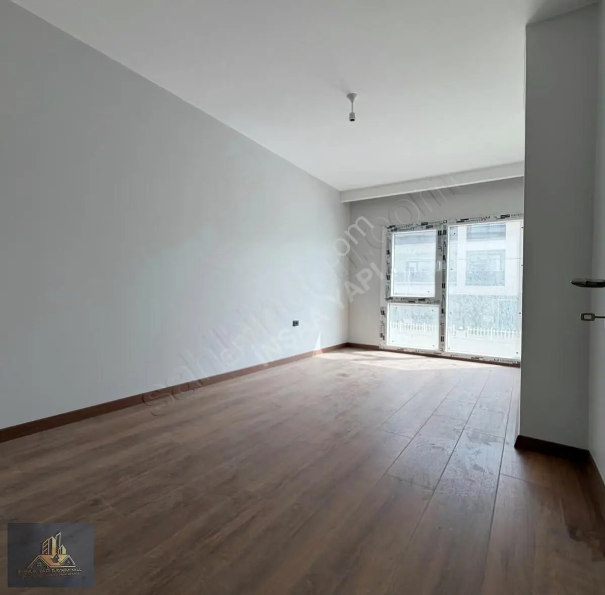 Beylikdüzü Kavaklı'da Şık Mimari Satılık 3+1 Sıte İçi Daire — fotoğraf 9