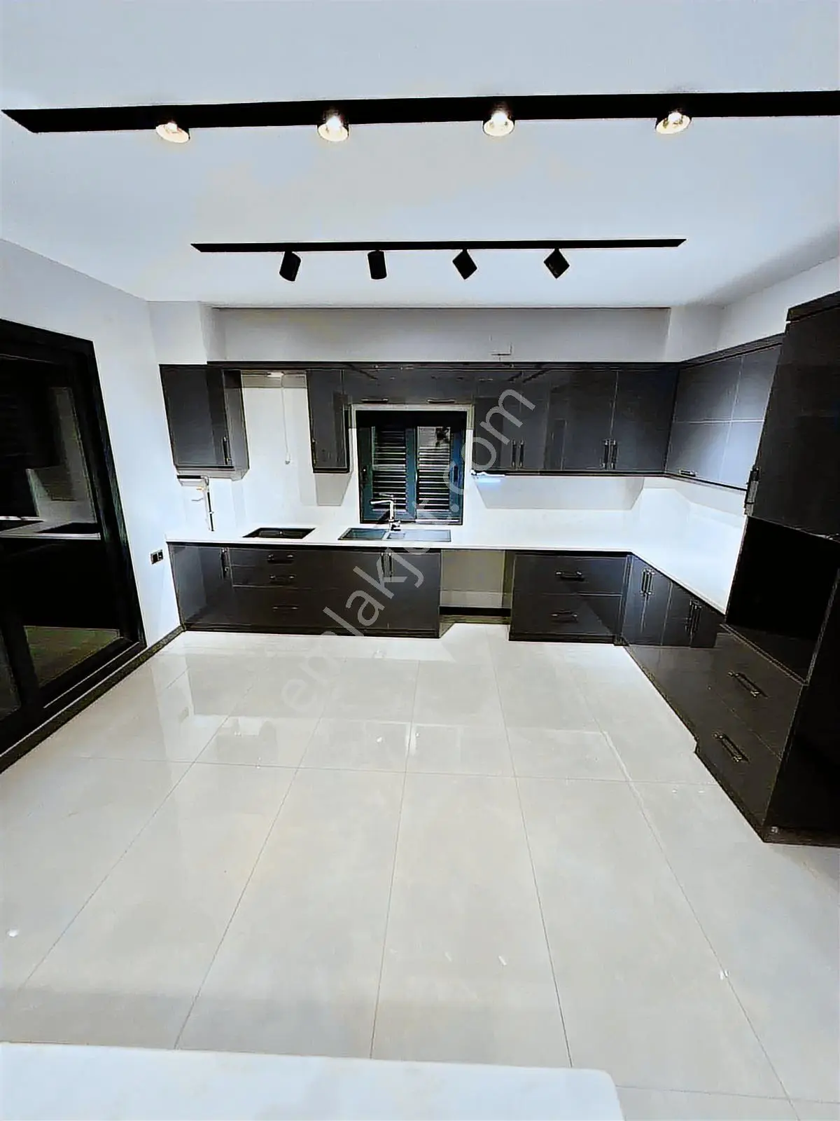 Dallıcada Kaçırılmayacak Fırsat Özel Bahçeli 4+1 Modern Villa — fotoğraf 15