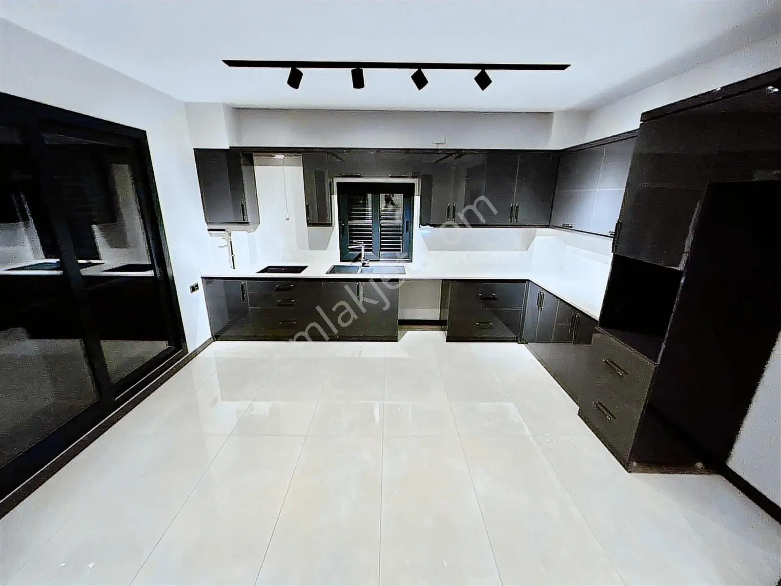 Dallıcada Kaçırılmayacak Fırsat Özel Bahçeli 4+1 Modern Villa — fotoğraf 16