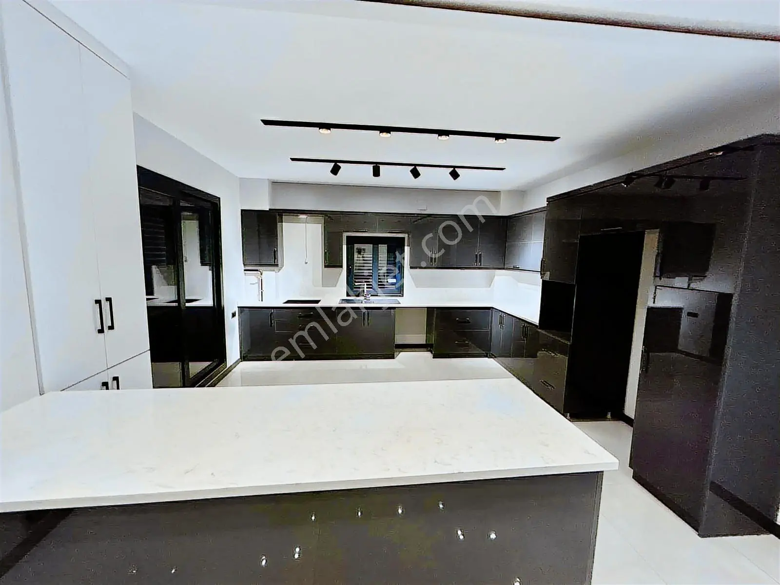 Dallıcada Kaçırılmayacak Fırsat Özel Bahçeli 4+1 Modern Villa — fotoğraf 22