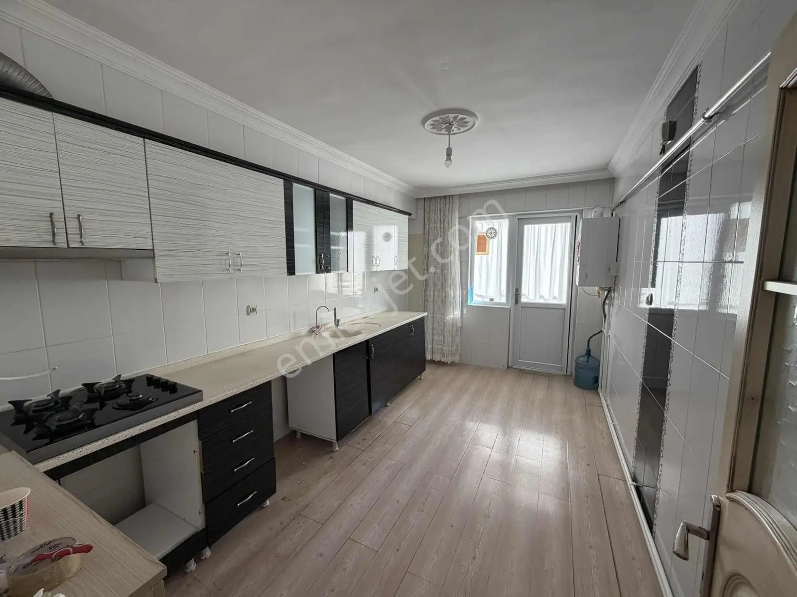 Marka Gayrimenkul'den Merkezi Konumda 3+1 Sınırsız Kredili Daire — fotoğraf 16