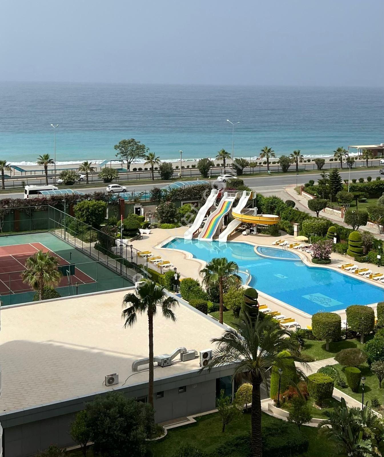 Alanya Tosmurda 3+1 Denize Sıfır Ful Deniz Ve Nehir Manzaralı Muazzam Daire — fotoğraf 12