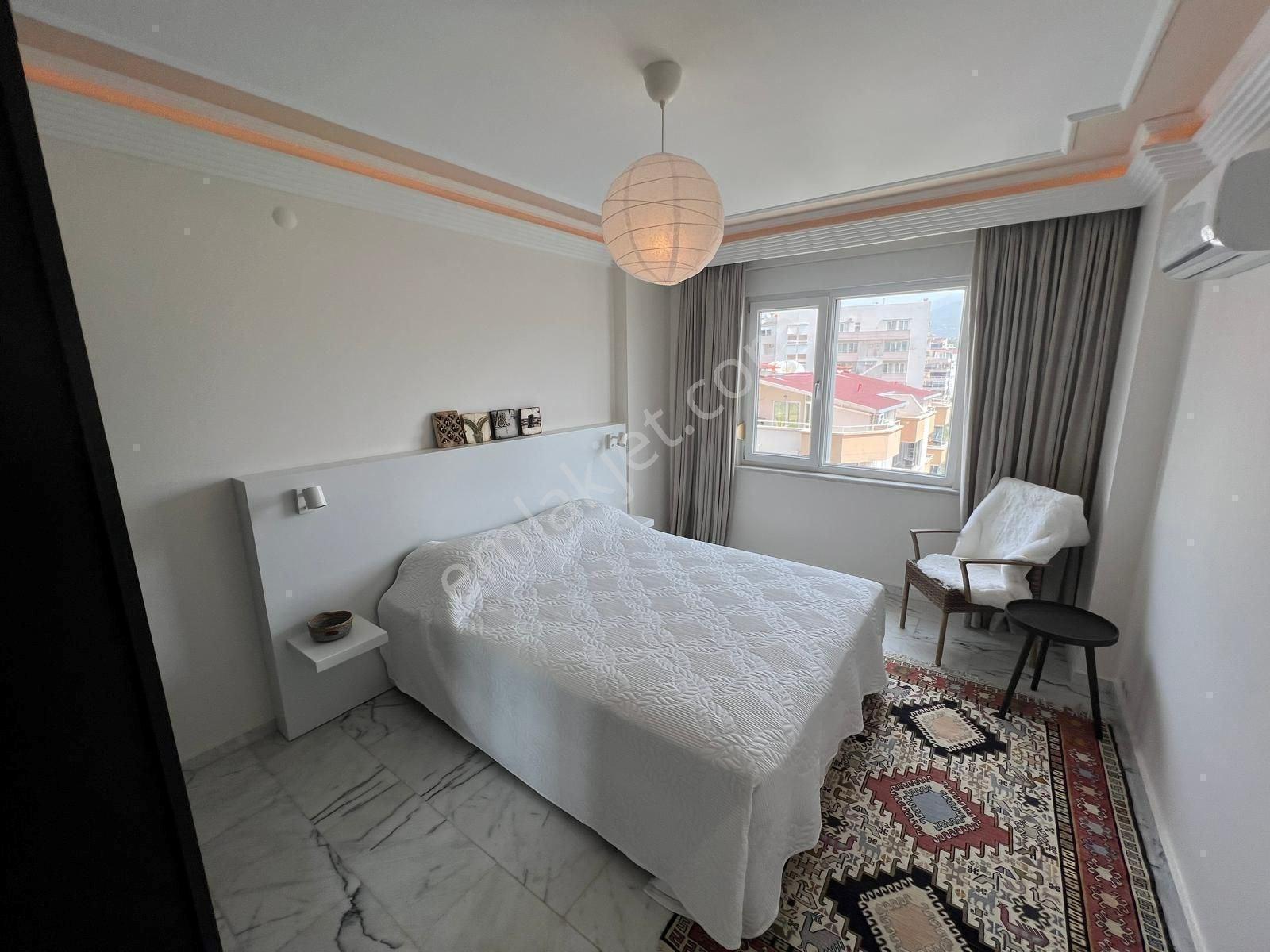 Alanya Tosmurda 3+1 Denize Sıfır Ful Deniz Ve Nehir Manzaralı Muazzam Daire — fotoğraf 17