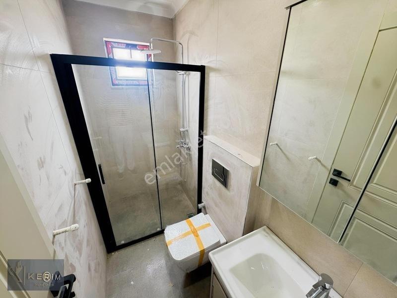 Kerim'den Küçükkuyu Merkez'de Ebeveyn Banyolu 2+1 Satılık Daire — fotoğraf 33
