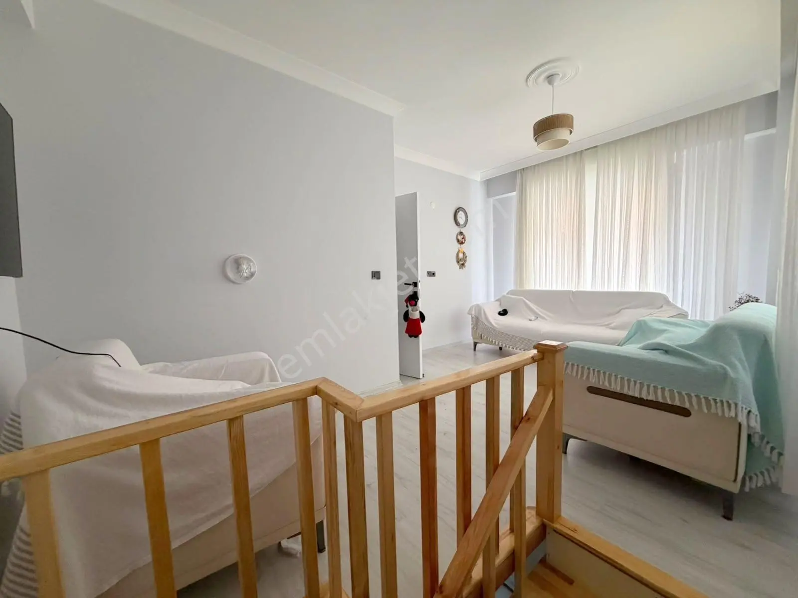 Mertcan'dan Hamidiye Mah. İskanlı Ters Dubleks Ayrı Mutfaklı 1+1 — fotoğraf 3
