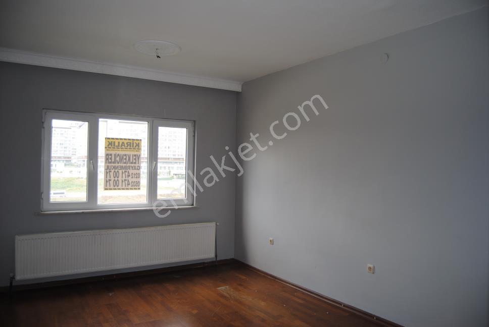 Halkalı Atakent Toki Menekşe Sitesinde 84m2 Arakat Satılık Daire — fotoğraf 4