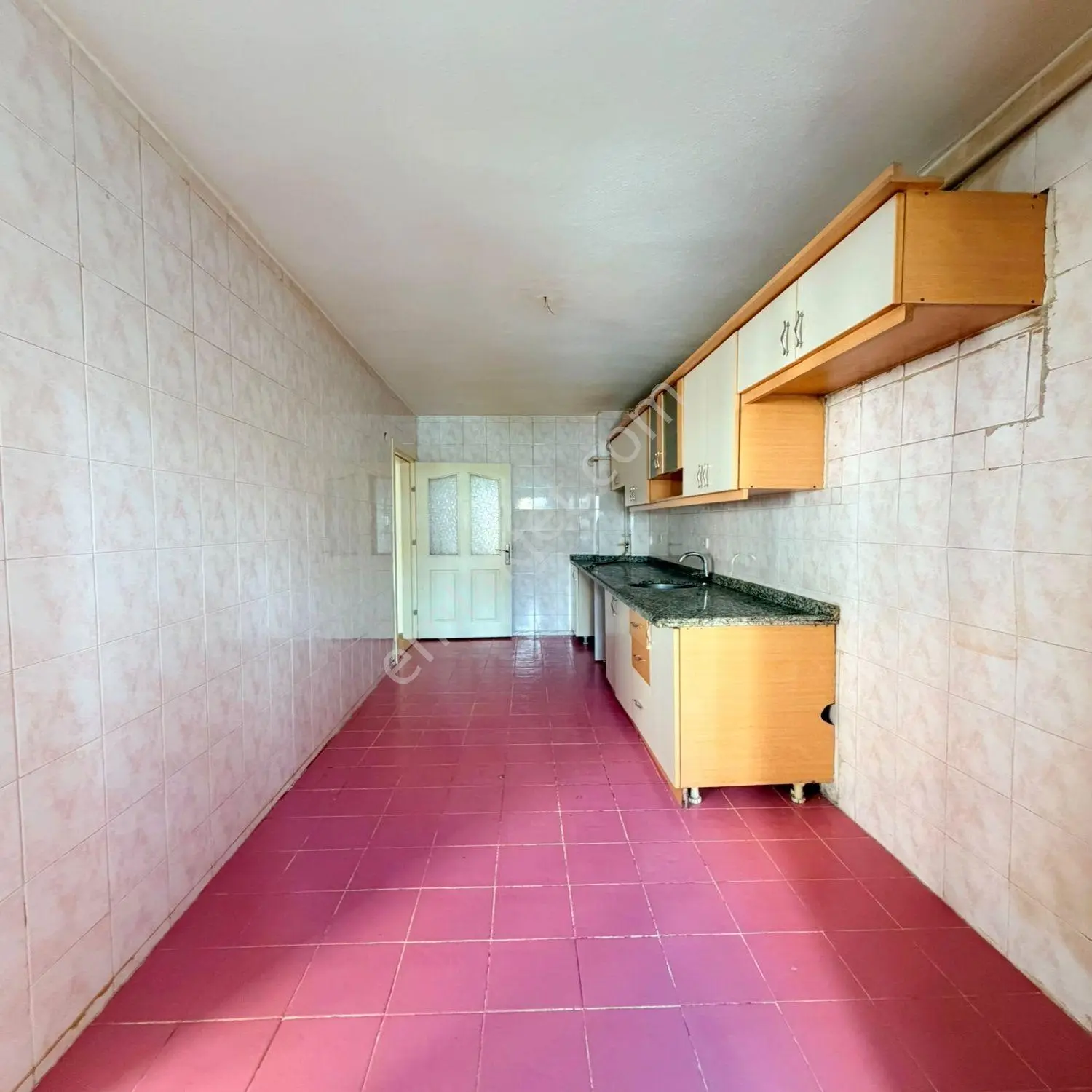 Cumhuriyet Mah'de Metrobüse 5'dk Satılık 3+1 Daire — fotoğraf 11