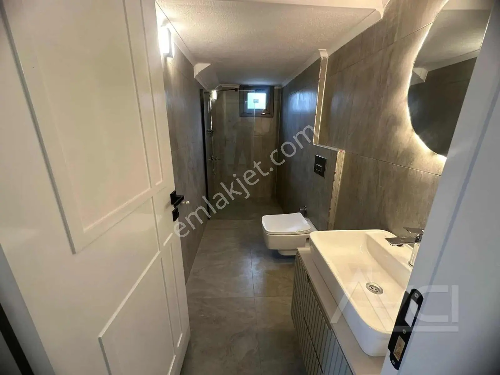 Avcı'dan Kaz Dağları Güre'de 3+1 Sıfır Teraslı Bahçeli Villa — fotoğraf 33