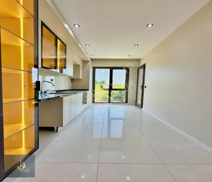 Beylikdüzü West Marina'da Satılık 3+1 Sıfır Daire Fırsatı — fotoğraf 7