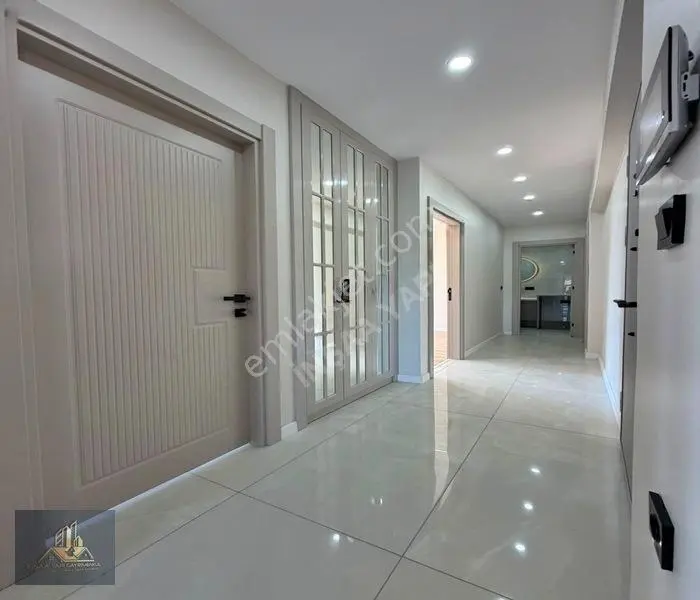 Beylikdüzü West Marina'da Satılık 3+1 Sıfır Daire Fırsatı — fotoğraf 15