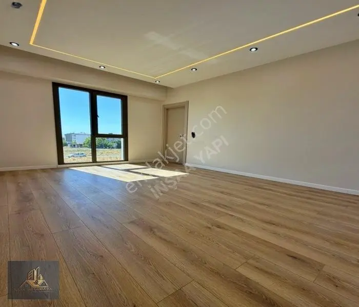 Beylikdüzü West Marina'da Satılık 3+1 Sıfır Daire Fırsatı — fotoğraf 16
