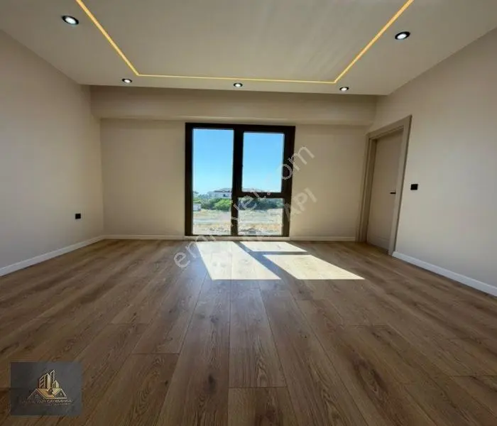 Beylikdüzü West Marina'da Satılık 3+1 Sıfır Daire Fırsatı — fotoğraf 19