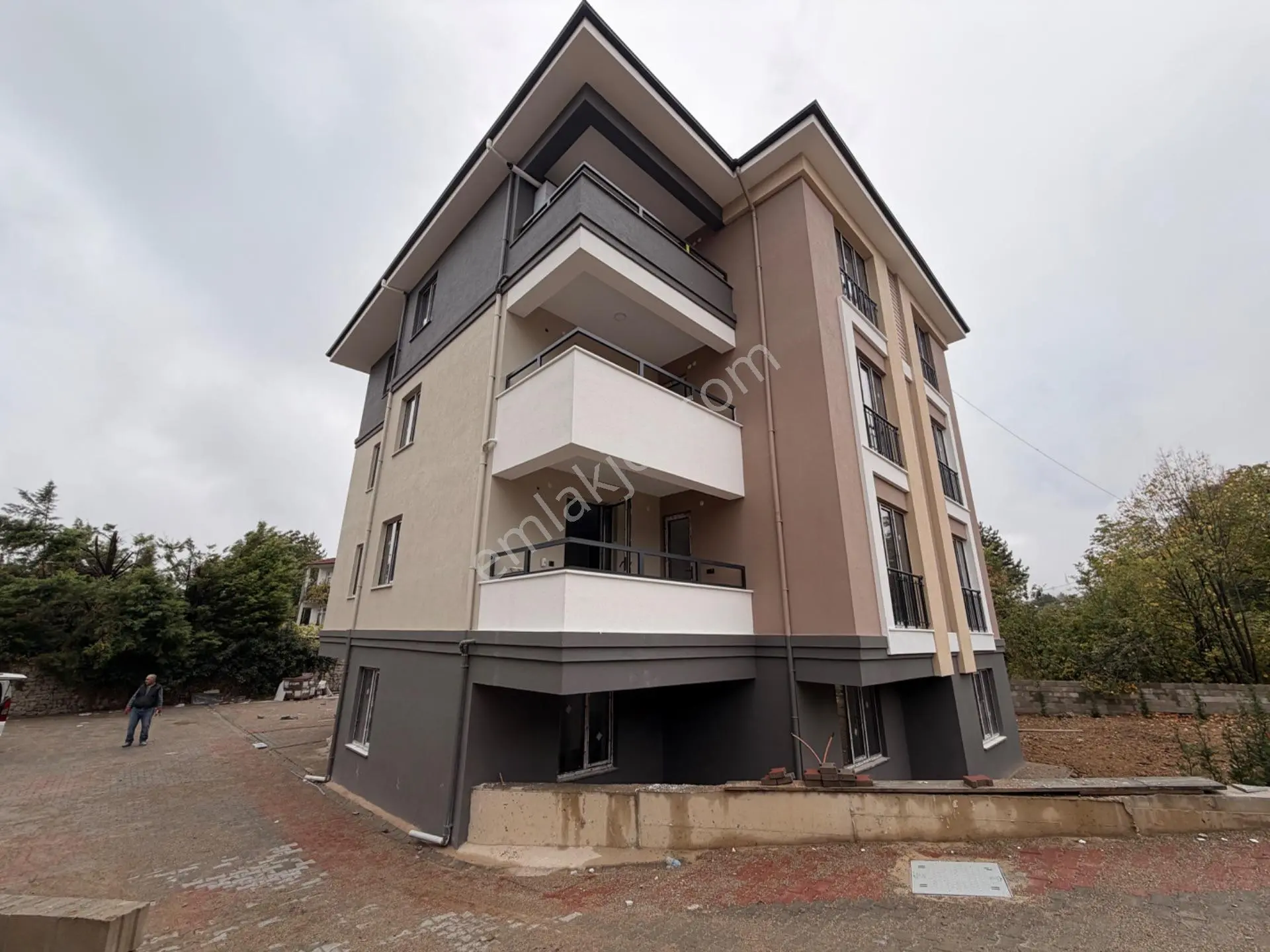 Wisrem Safranboludan Bağlarbaşında Satılık Konforlu 2+1 Daire — fotoğraf 3