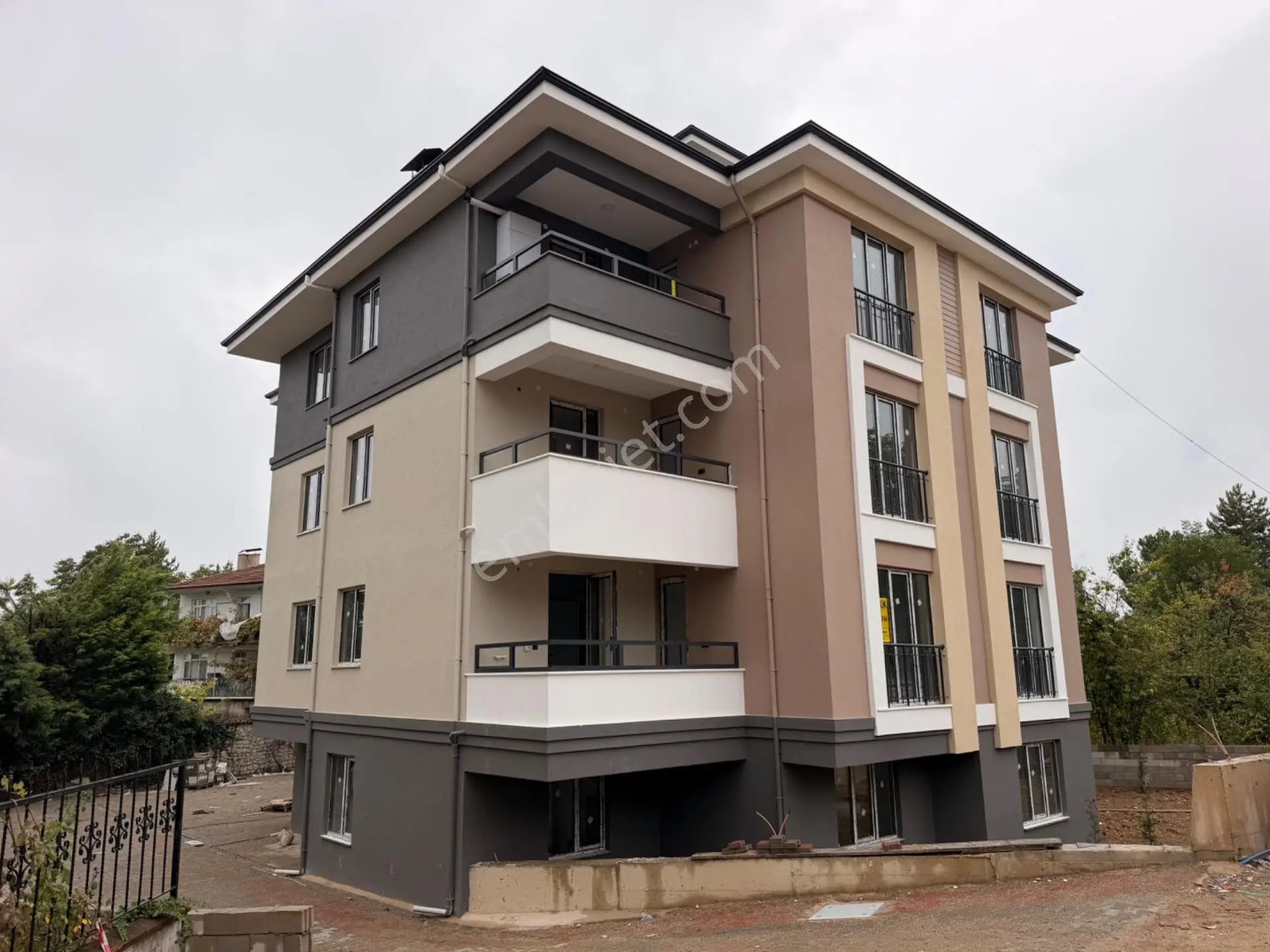 Wisrem Safranboludan Bağlarbaşında Satılık Konforlu 2+1 Daire — fotoğraf 4