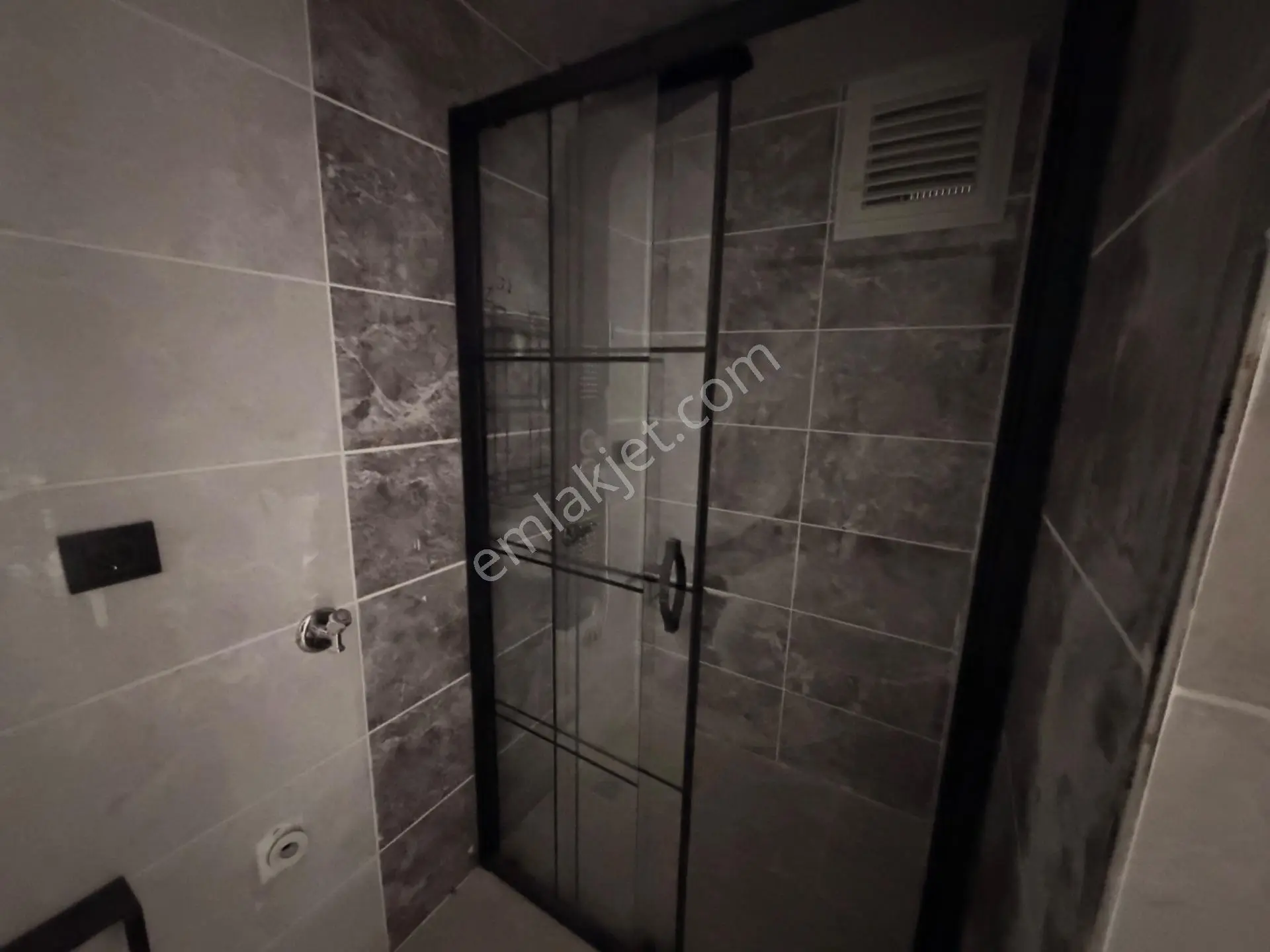 Wisrem Safranboludan Bağlarbaşında Satılık Konforlu 2+1 Daire — fotoğraf 31
