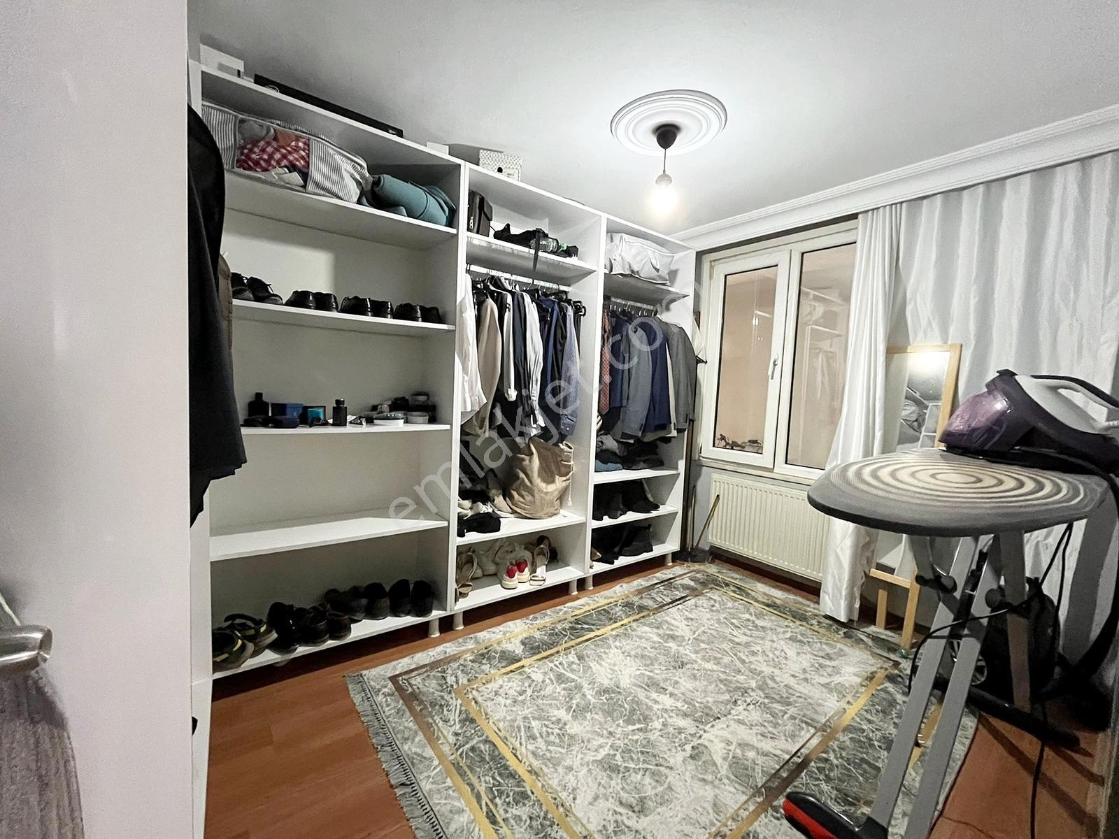 Metrobüsün Dibinde Otoparklı Asansörlü 140 M²3+1 Satılık Daire!! — fotoğraf 13