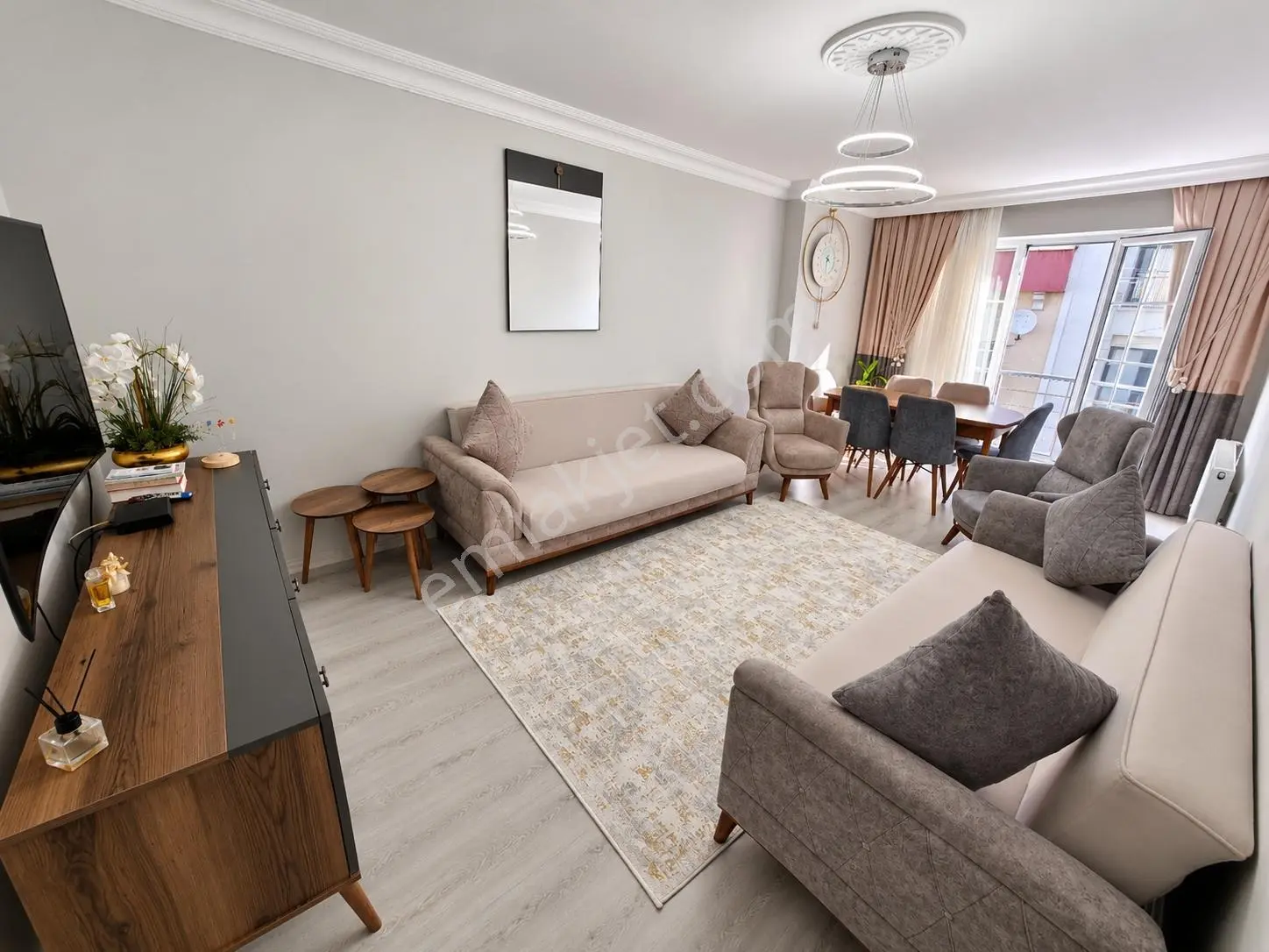 Esenyurt İnönü Mah. Full Tadilatlı Satılık 3+1 Daire — fotoğraf 2