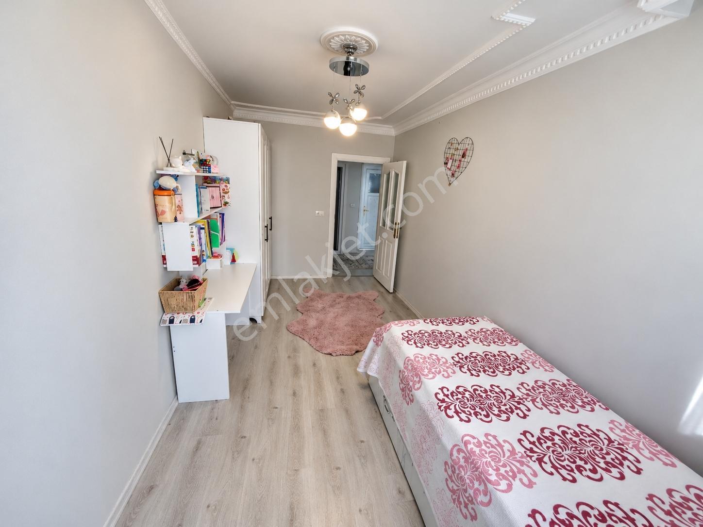 Esenyurt İnönü Mah. Full Tadilatlı Satılık 3+1 Daire — fotoğraf 11