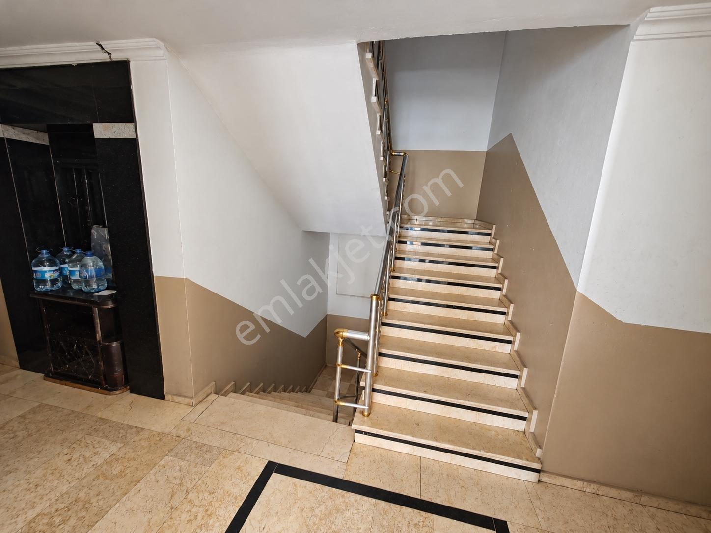 Esenyurt İnönü Mah. Full Tadilatlı Satılık 3+1 Daire — fotoğraf 15
