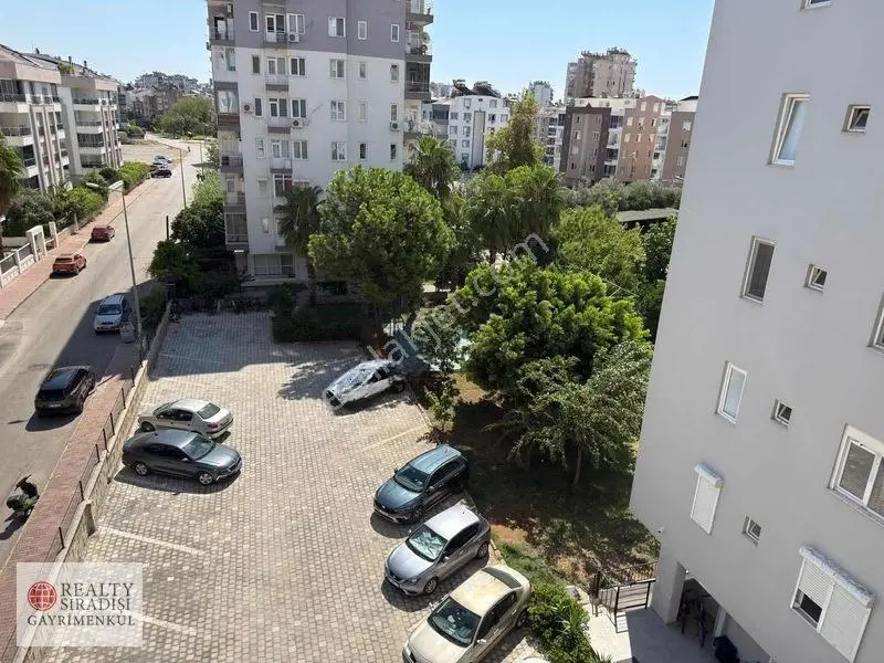 Çağlayan'da Masrafsız Ara Kat 3+1 Daire — fotoğraf 3