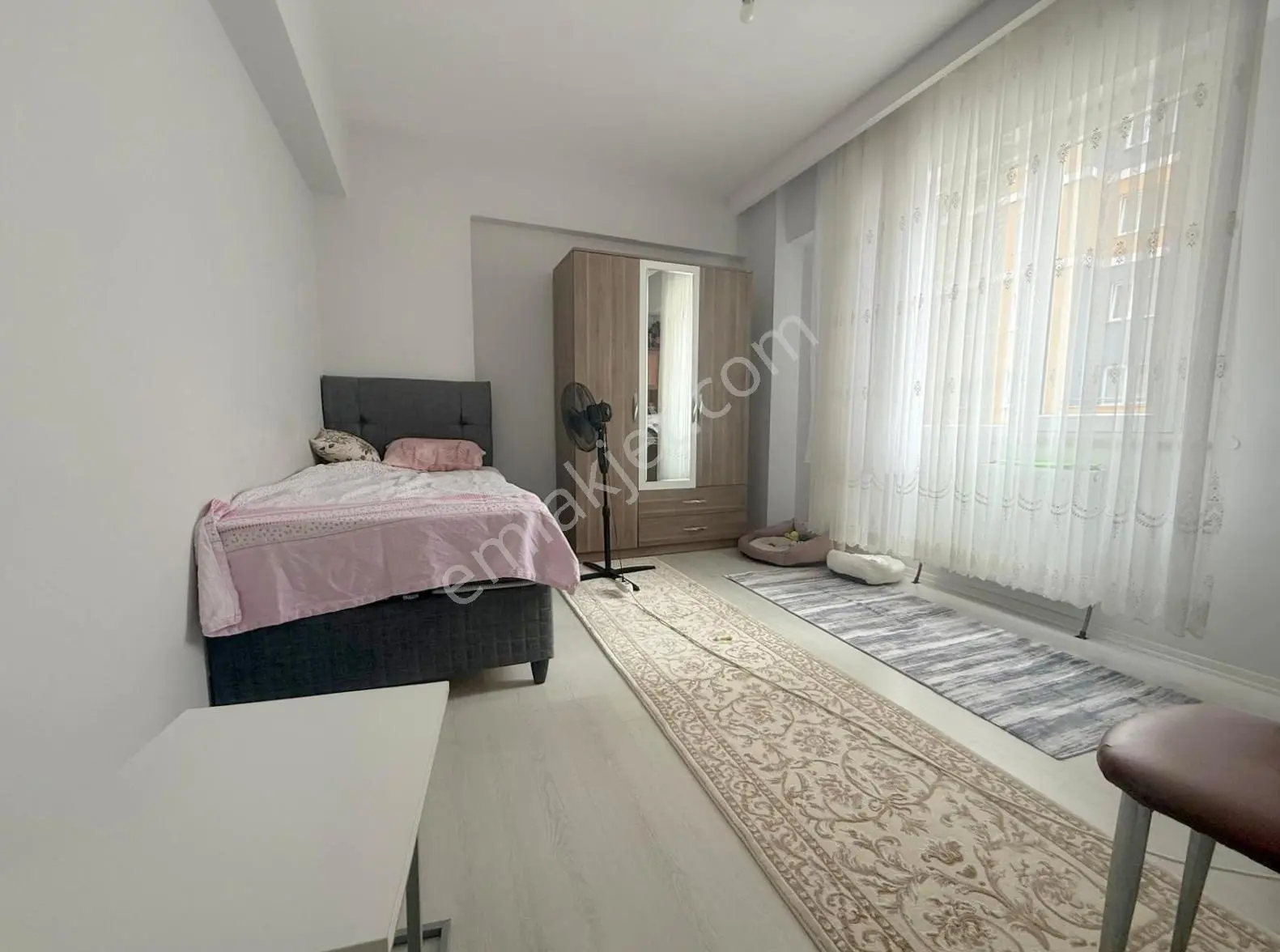 Mertcan'dan Güvenlikli Site İçi İskanlı Balkonlu Ara Kat 3+1 — fotoğraf 13