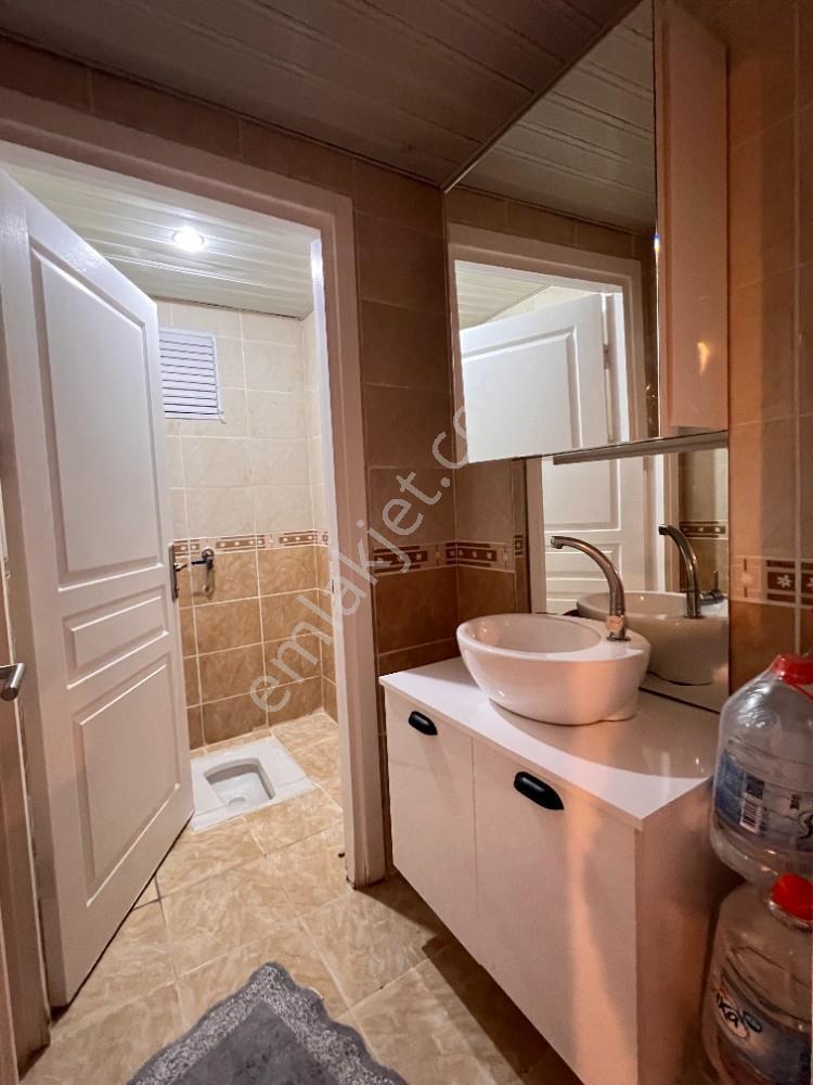 Küçükçekmece Halkalı Tokifulya Sitesinde Tadilatlı Satılık Daire — fotoğraf 19