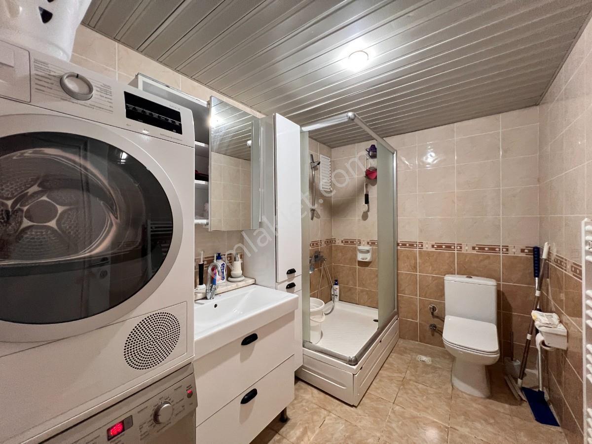 Küçükçekmece Halkalı Tokifulya Sitesinde Tadilatlı Satılık Daire — fotoğraf 33