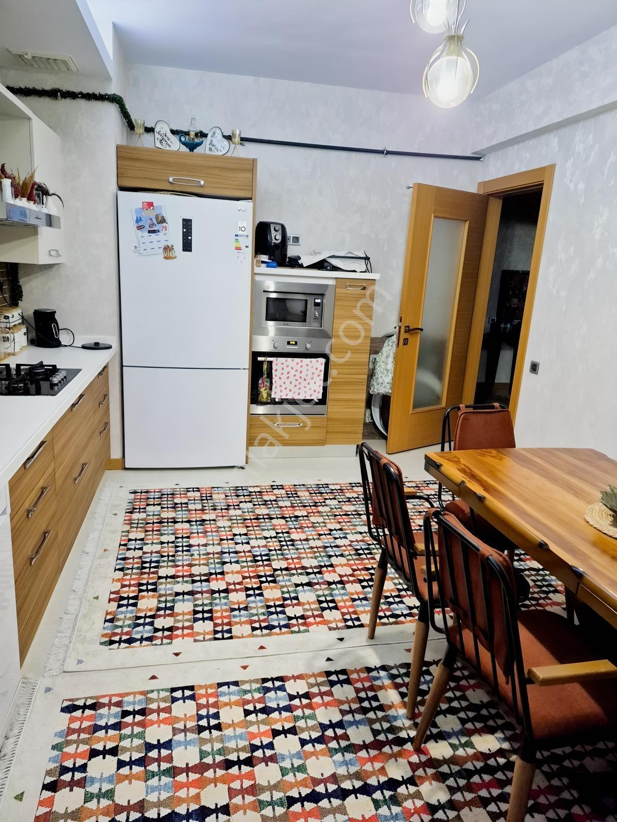 Beyhekim Mah. Hakim Konaklarında Lüks Arakat Satılık 4+1 Daire — fotoğraf 5
