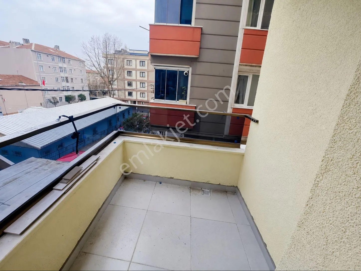 Gökay Emlaktan Çobançeşmede Sıfır 2+1 Daire 3.kat — fotoğraf 3