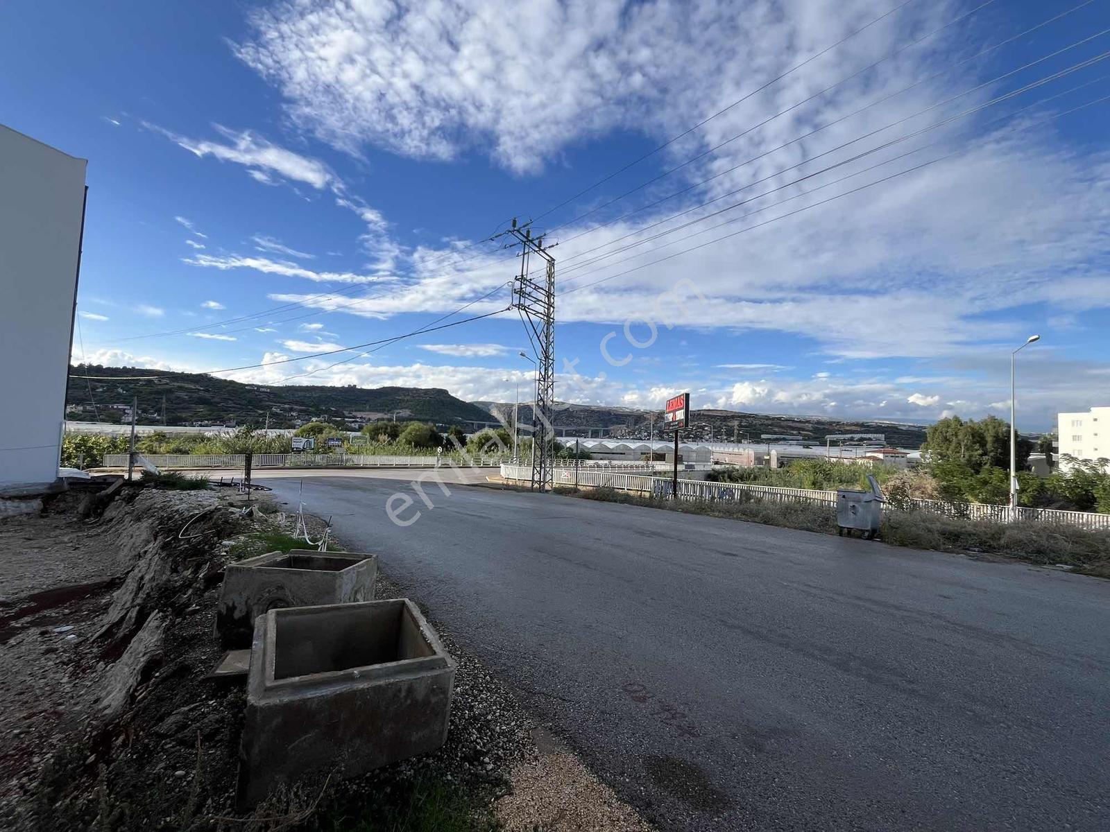 Lemas'ta Denize 200metre 2 Katlı Ev Ve Arsası !! — fotoğraf 9