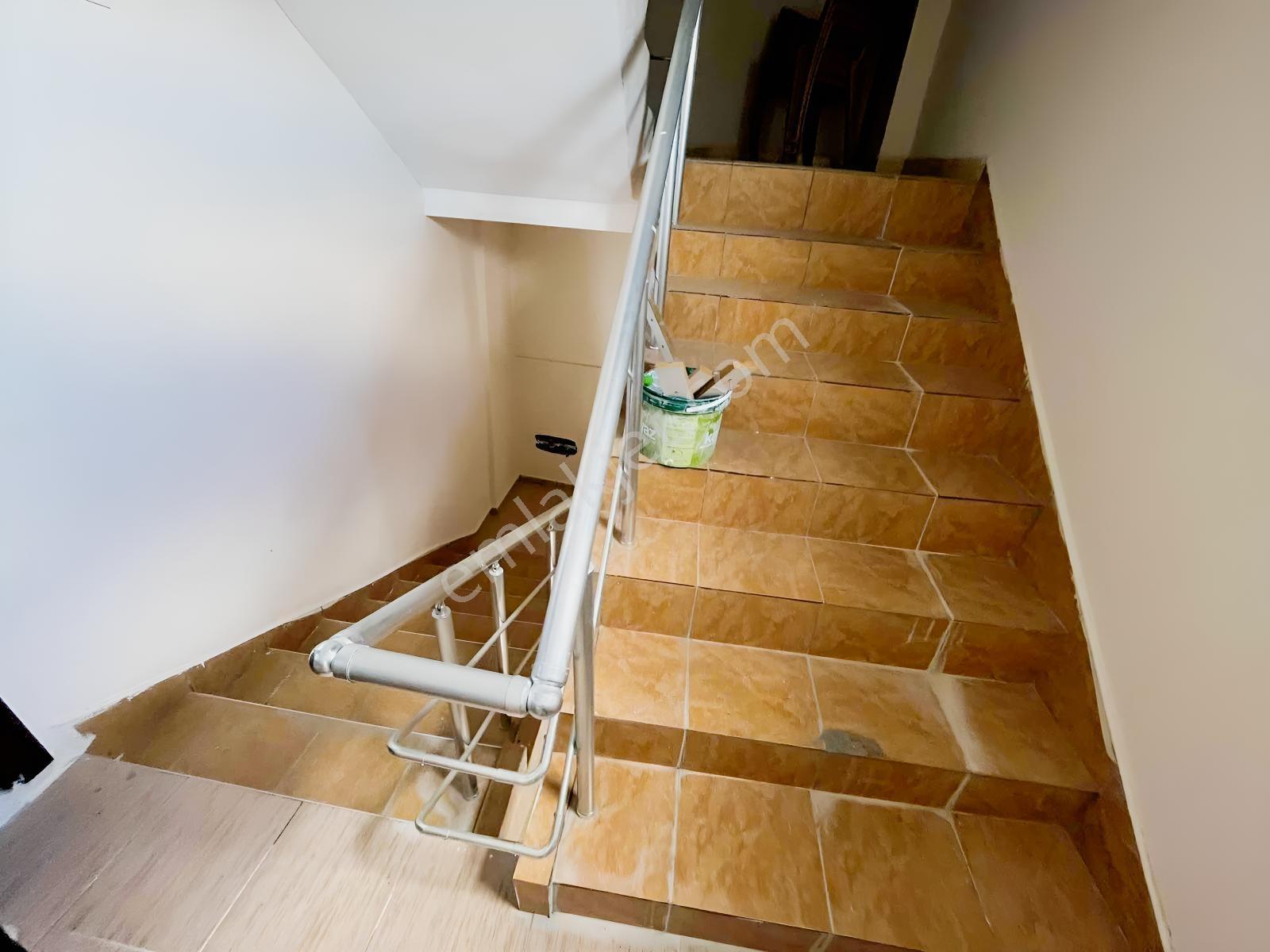 Lemas'ta Denize 200metre 2 Katlı Ev Ve Arsası !! — fotoğraf 11