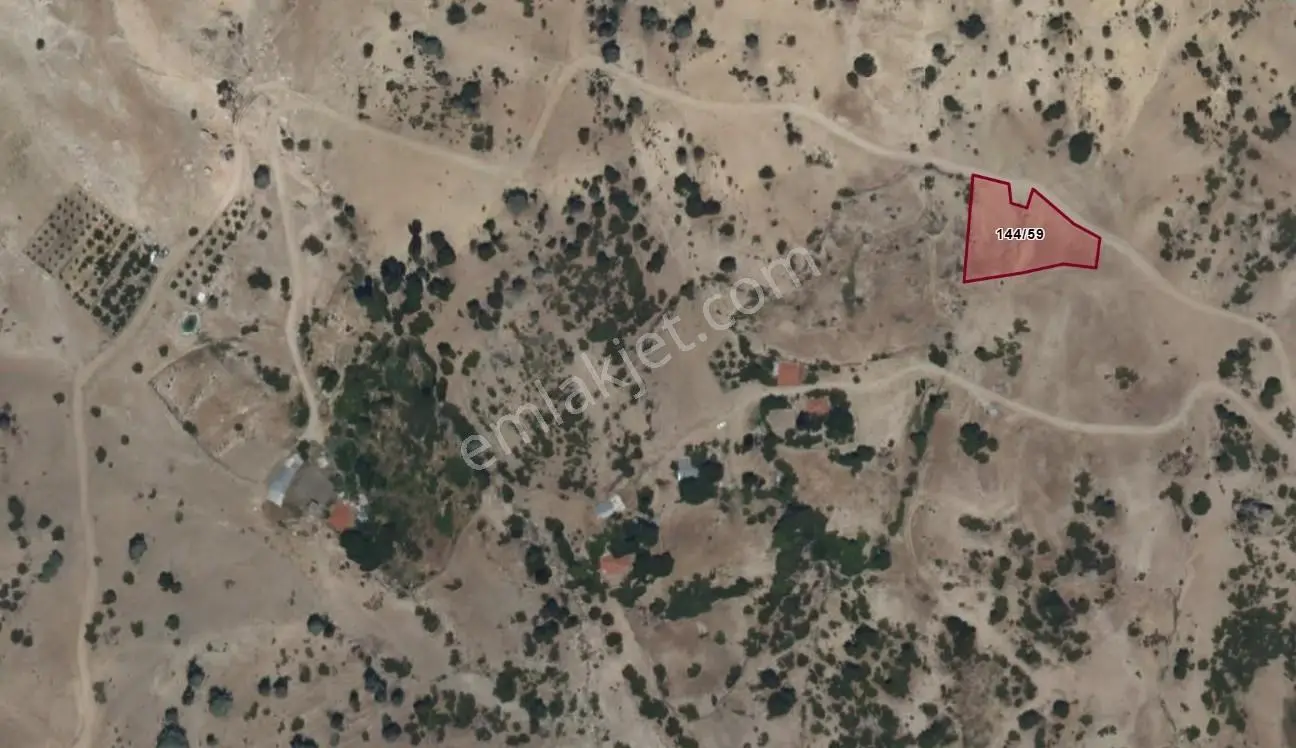 Büyükalan'Da Fırsat 2052 Mt2 Yollu, Çeşmeli Arazi