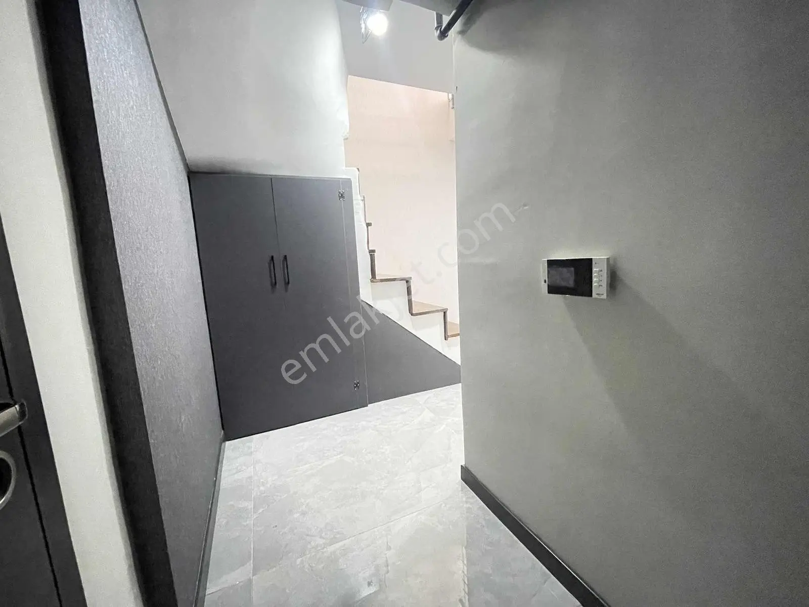 ''alaçatı'' Dan Taşpınarda Merkezi Konumlu Satılık 3+1 Daire — fotoğraf 16