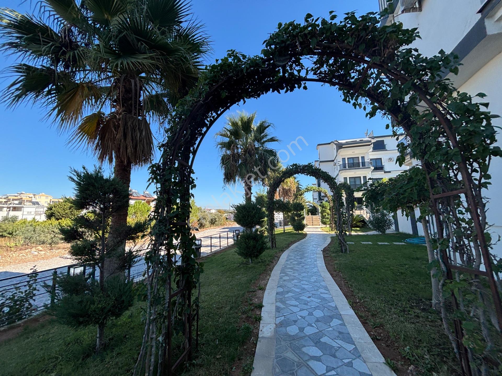 Didim Altınkum’da Denize Yürüme Mesafesinde, Havuzlu Sitede Full Eşyalı Lüks 2+1 Daire — fotoğraf 8