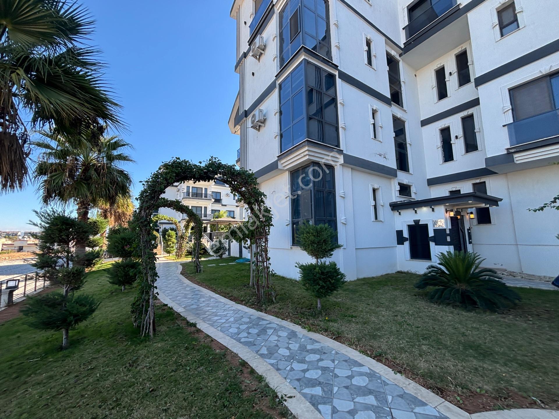 Didim Altınkum’da Denize Yürüme Mesafesinde, Havuzlu Sitede Full Eşyalı Lüks 2+1 Daire — fotoğraf 9