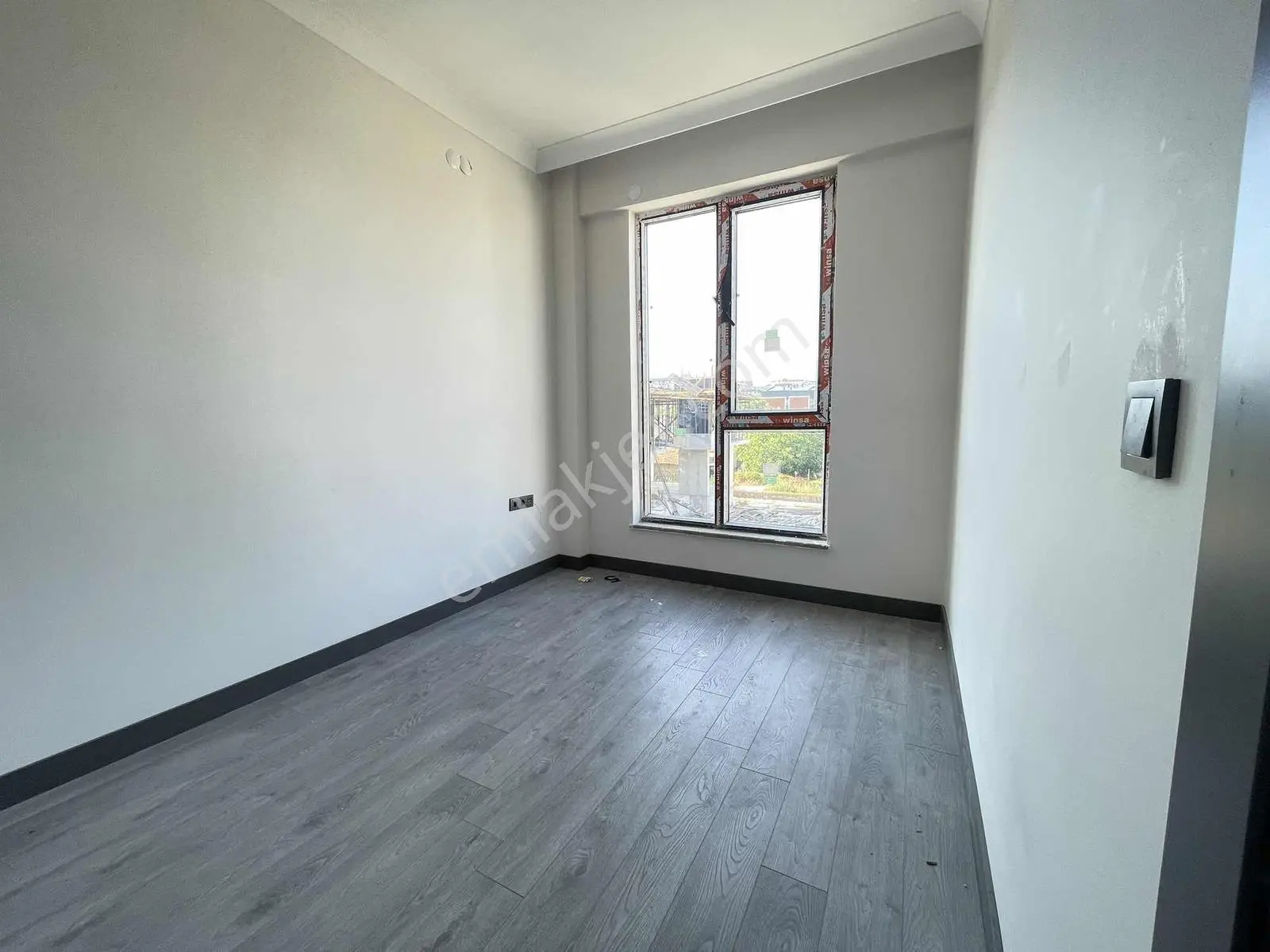 ''alaçatı''dan Lüx Yapılı Geniş Satılık 4+1 Daire — fotoğraf 13