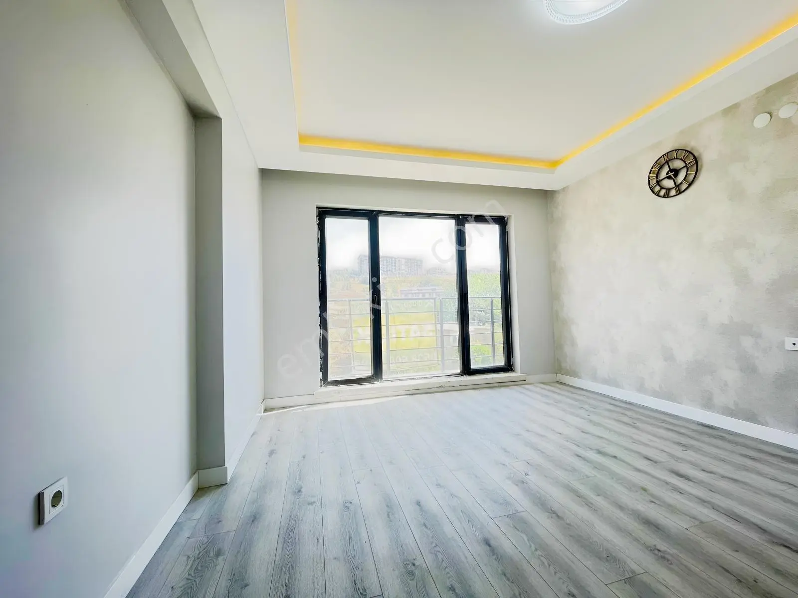 'alaçatı'' Dan Kzılcaşar Da Kapalı Mutfaklı Satılık 3+1 Daire — fotoğraf 6