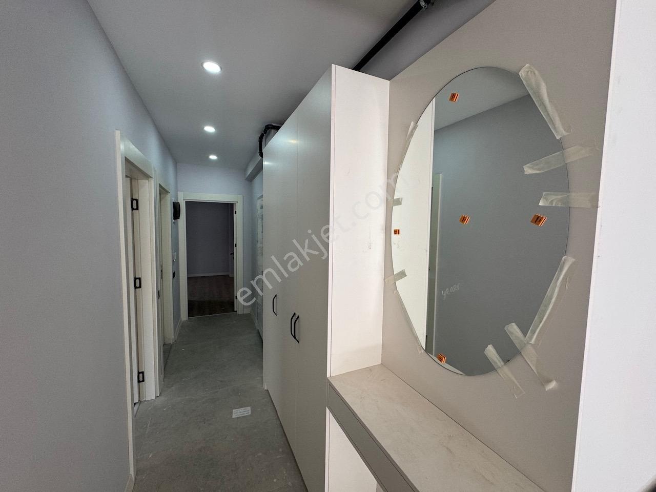 Işıklar Ana Caddeye Yakın Satılık 3+1 Daire — fotoğraf 20