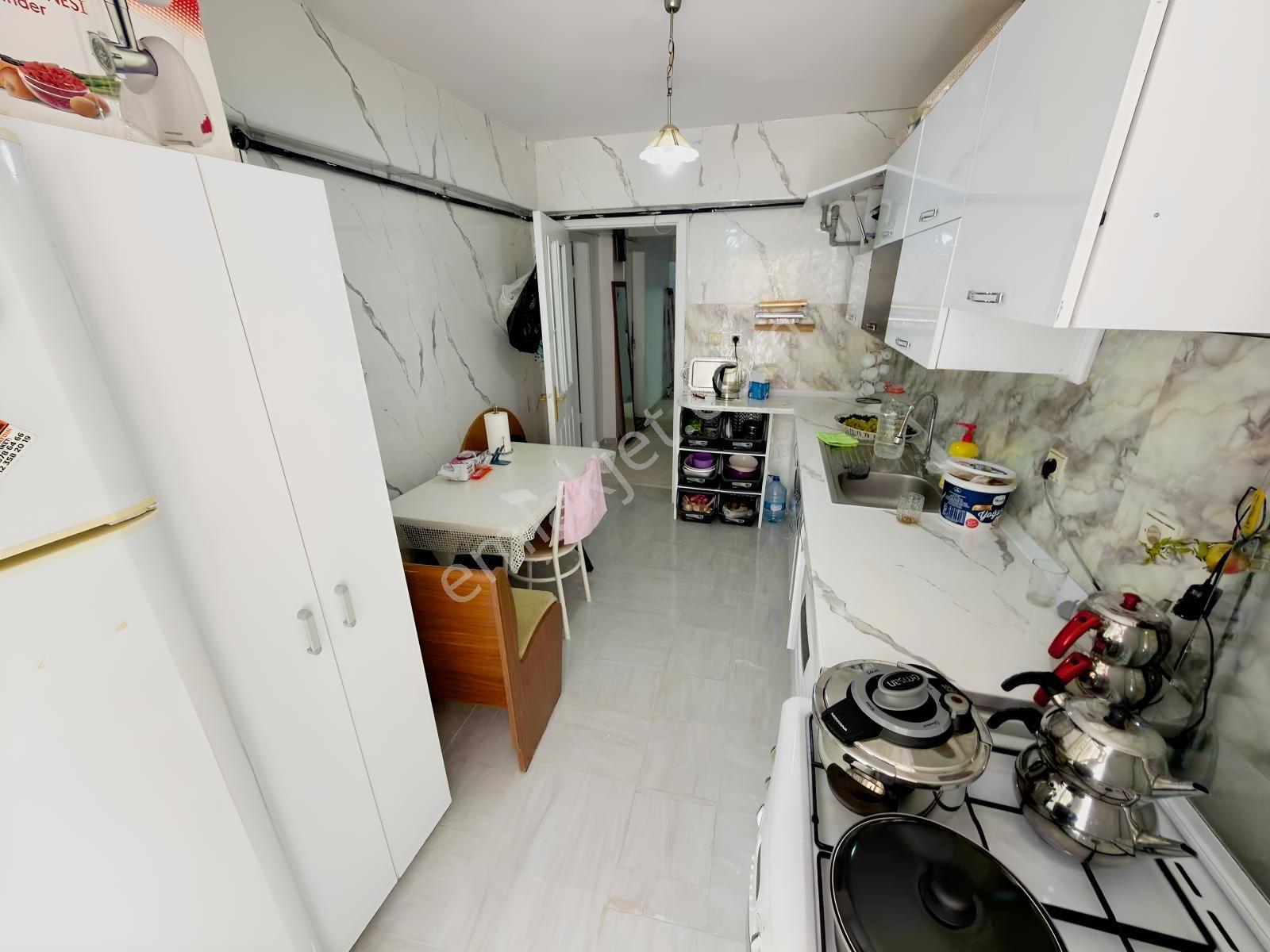 Selçuklu Caddesinde Masrafsız Giriş Kat 3+1 — fotoğraf 2